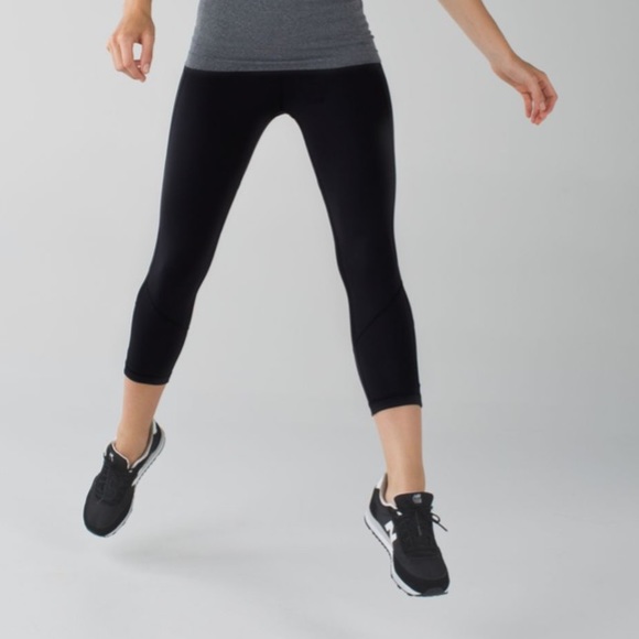 Lululemon Pace Rival Crop 22” Size 6 - Picture 2 of 8